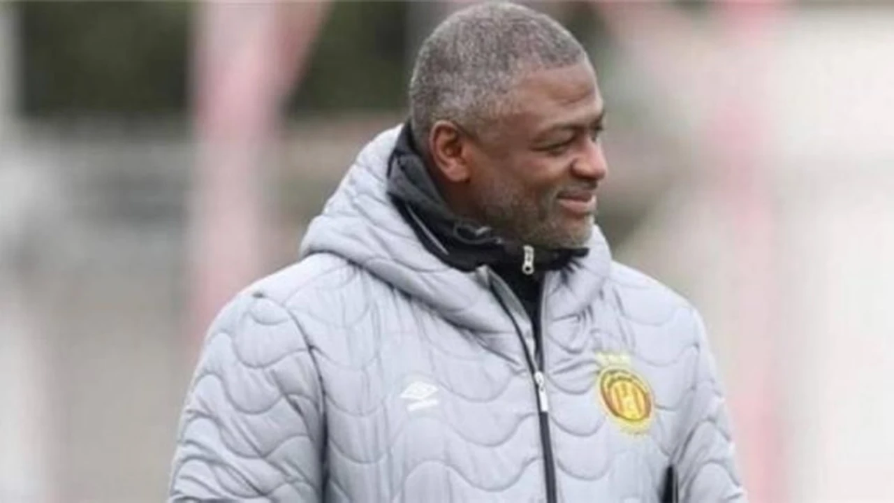 رحيل مفاجئ.. التونسي راضي الجعايدي يغادر تدريب النجمة اللبناني بعد 7 أشهر